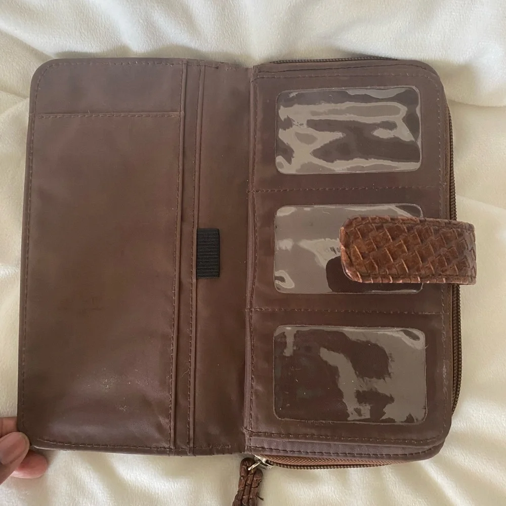 Wallet - Picture 4 of 5